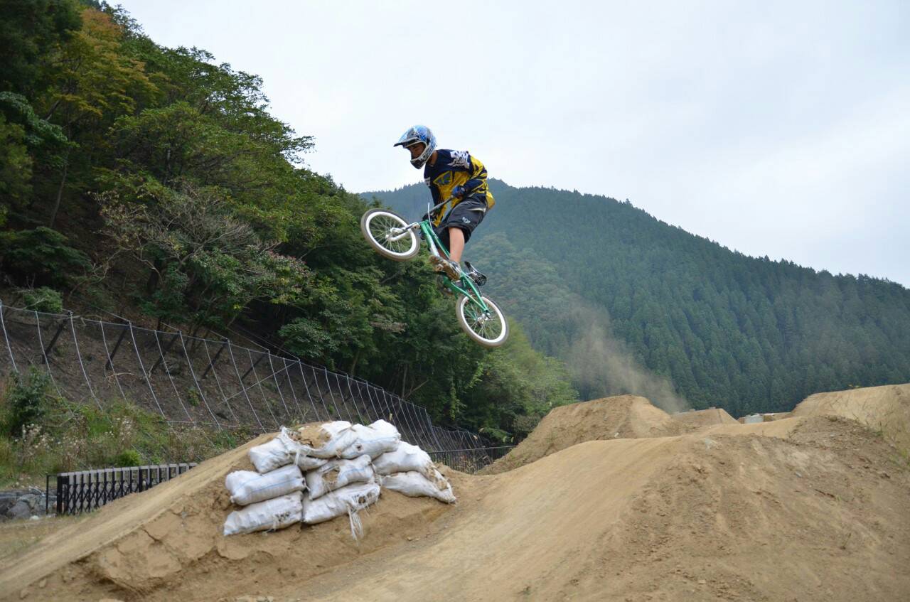 BMXレース_c0331145_21352993.jpg