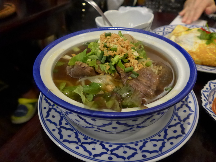 新宿「タイ国料理 バンタイ」へ行く。_f0232060_1542727.jpg