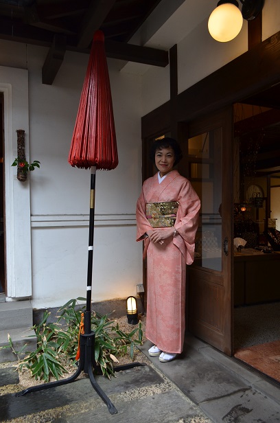 春らしい小紋に、西陣の袋帯を締めて_d0230676_1427475.jpg