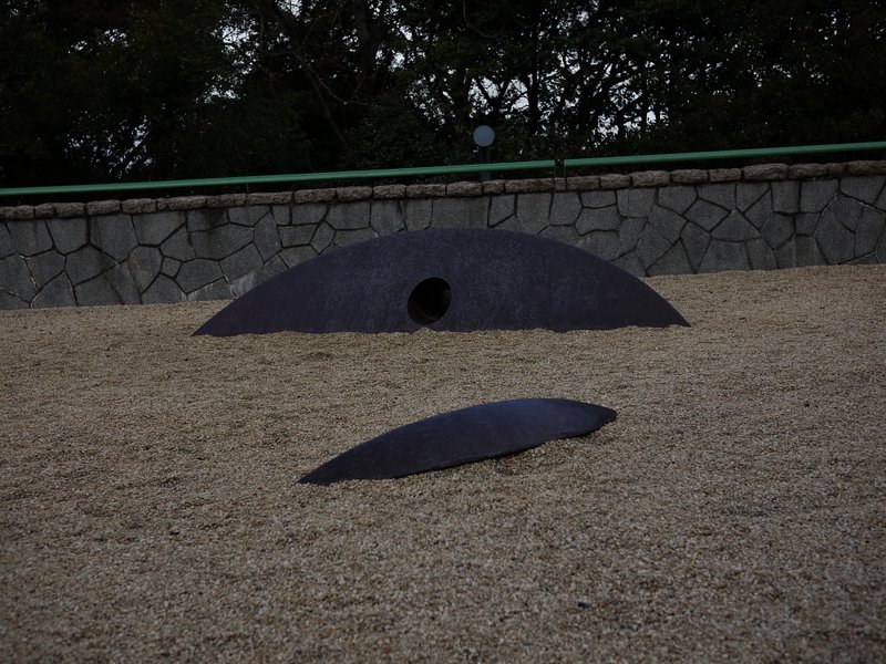 広島市現代美術館~野外彫刻~_b0190540_16465654.jpg