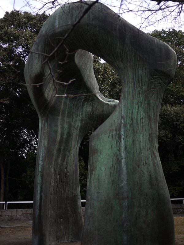 広島市現代美術館~野外彫刻~_b0190540_16555790.jpg