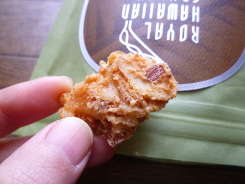 ROYAL HAWAIIAN CRUNCH COCONUT MACADAMIA ALMOND CRUNCH@Royal Hawaiian Cookie_c0152767_2101079.jpg