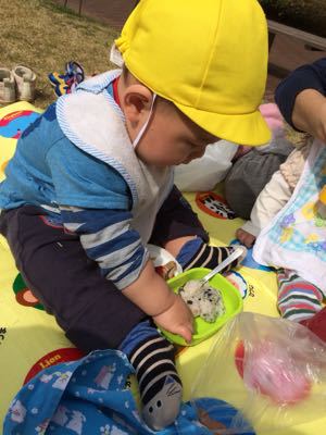 3月18日の給食。お弁当散歩でした!_c0293682_1892186.jpg
