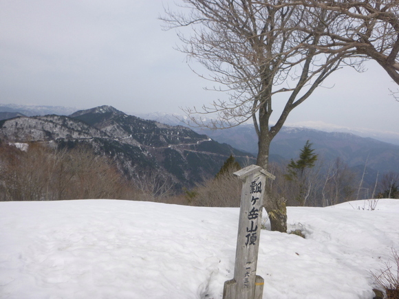 雪の瓢ｹ岳 (1,162.6M) に登る_d0170615_1714518.jpg