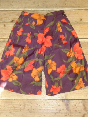 新商品入荷情報　７_d0176398_1283525.jpg