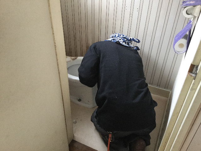 トイレリフォーム工事_f0031037_20192539.jpg
