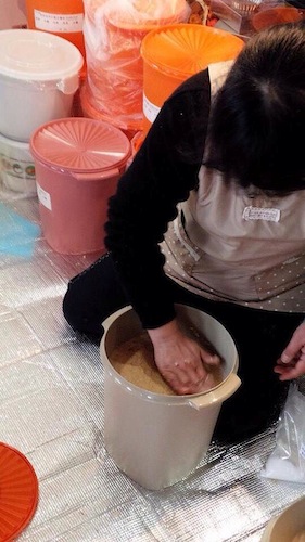 味噌仕込みワークショップ レポート_d0240754_211957.jpg