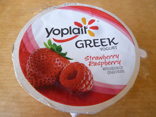 Yoplait GREEK YOGURT Strawberry Rasberry_c0152767_2130632.jpg