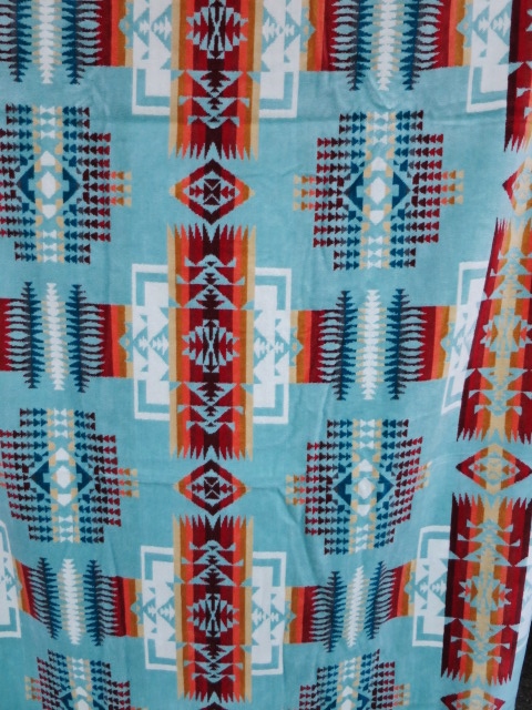 春のレジャーの御伴に♪♪♪ Pedleton ・・・ NATIVE柄 BATH TOWEL!★!_d0152280_7204745.jpg