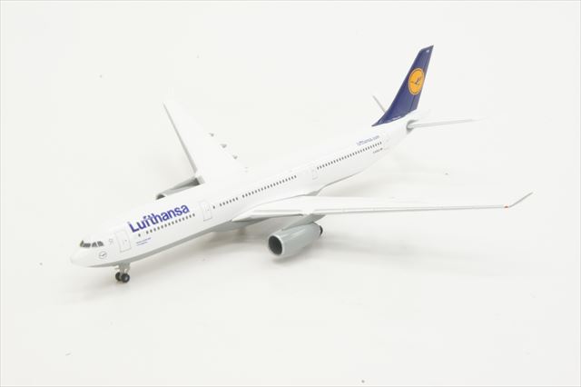 2015/3/21(土) 本日発売の新製品 その2(WIT\'S,herpa wings)_a0095738_15553572.jpg