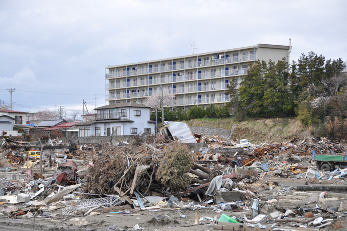 震災直後と現在の被災地の写真比較～宮城県石巻市_e0171573_0414923.jpg