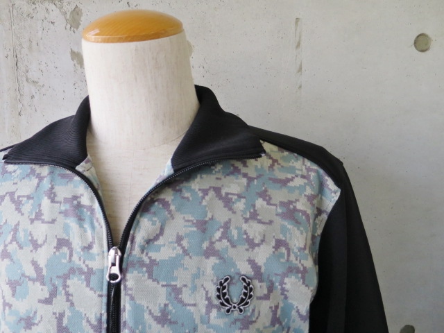 久々ですネ ・・・ FRED PERRY (UK企画) Limited TRACK JACKET!★!_d0152280_13552058.jpg