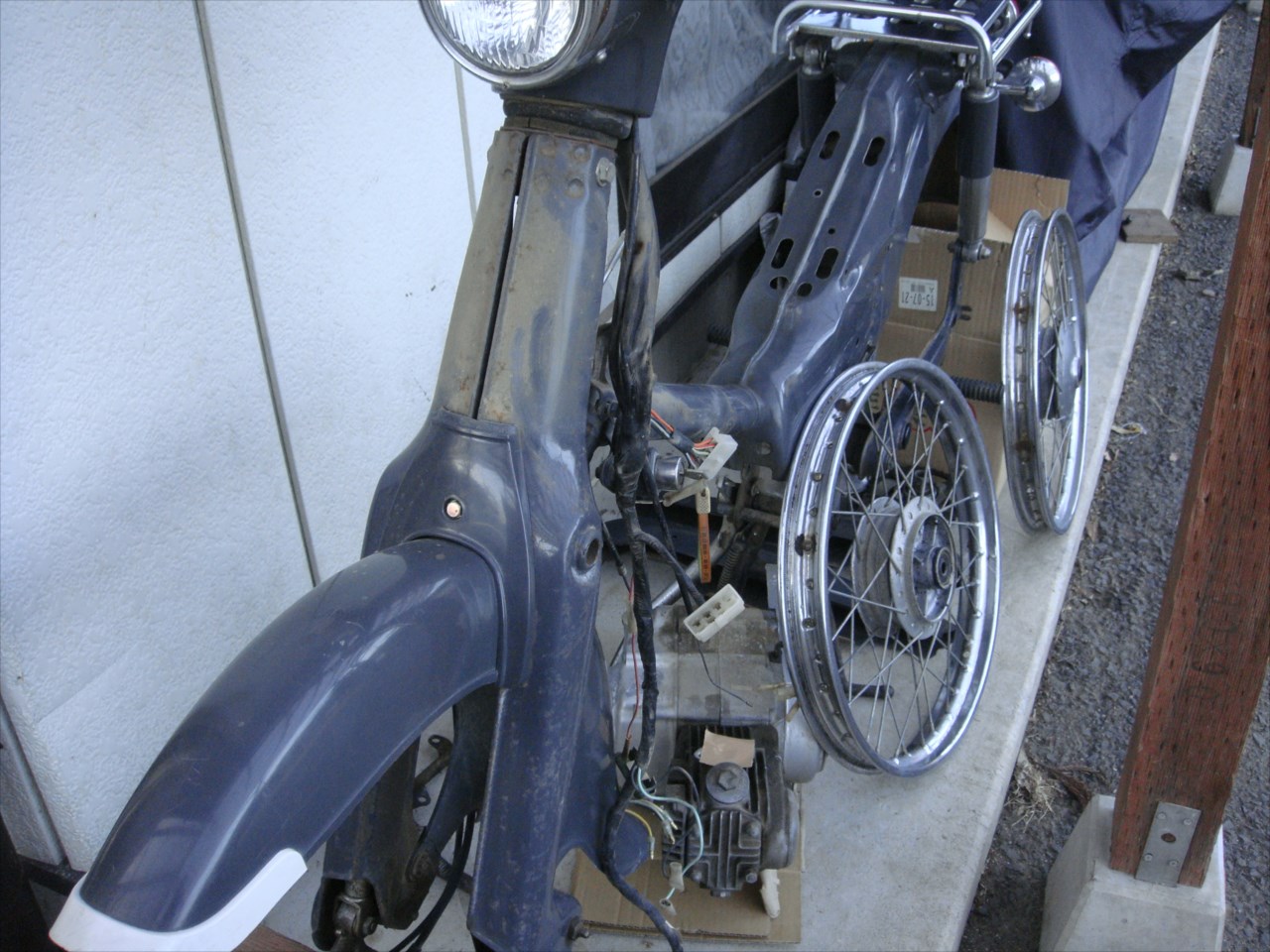 b0080681_21283441.jpg