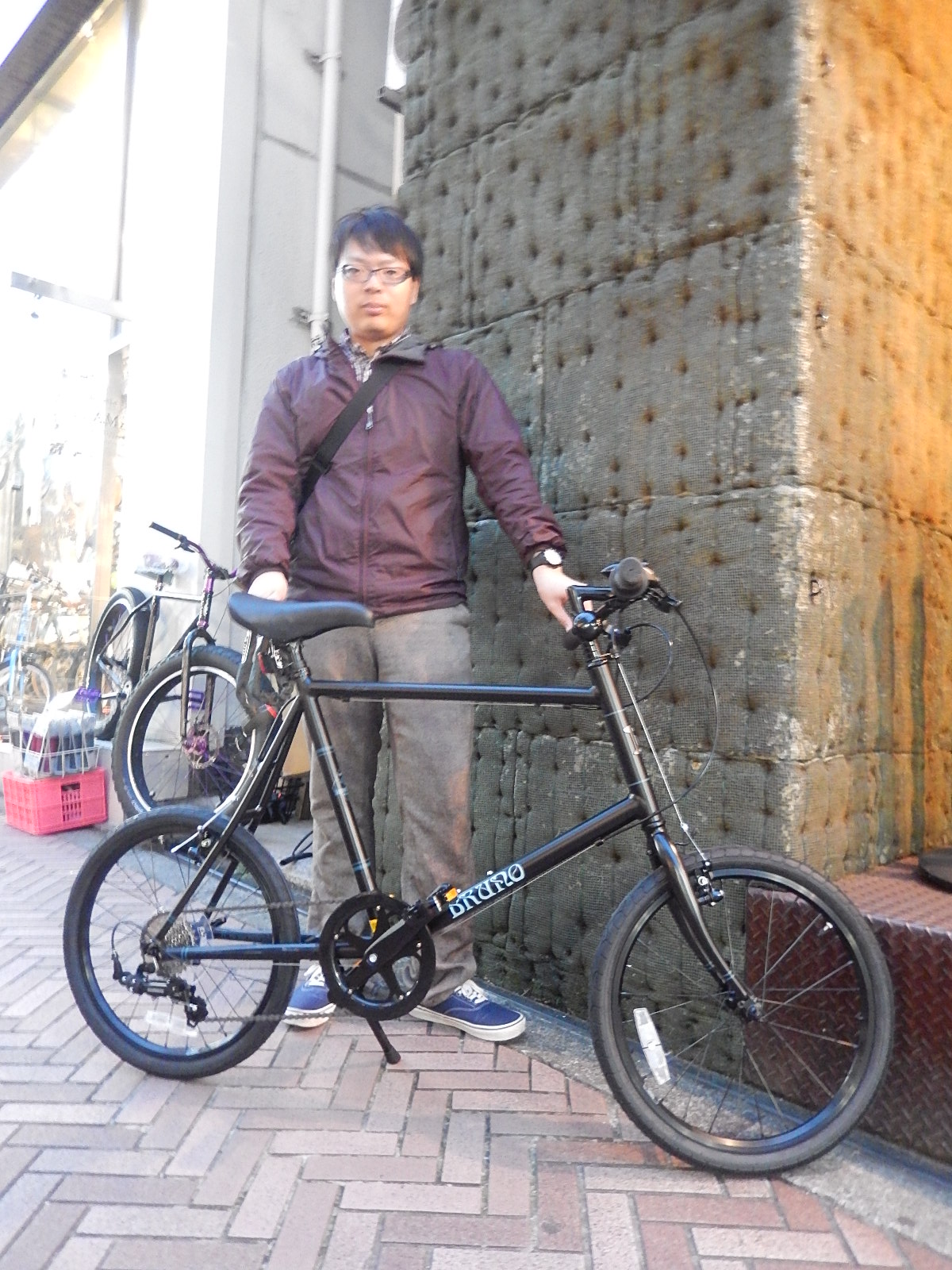 3月22日 渋谷 原宿 の自転車屋 FLAME bike前です_e0188759_19412022.jpg