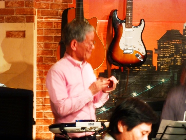 2015年、「第1回目のカラフルライブ@ZOE」のライブレポ♪_e0188087_15171595.jpg