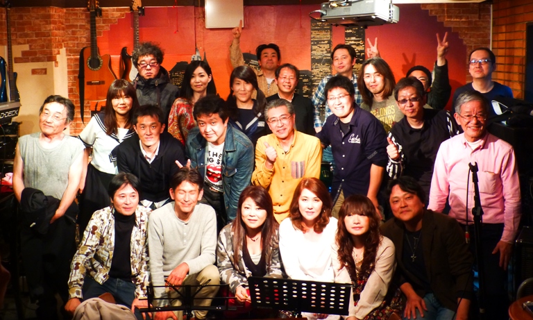 2015年、「第1回目のカラフルライブ@ZOE」のライブレポ♪_e0188087_7172857.jpg
