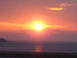 夕陽が綺麗です♪_d0135908_14413765.jpg