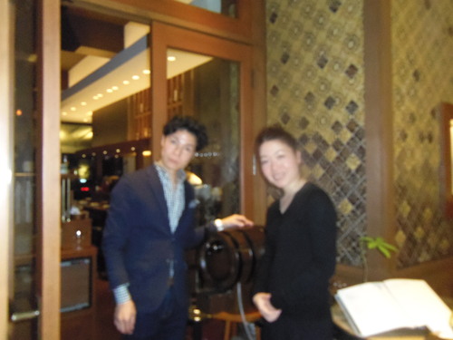 午後から外出・・・画廊巡りをして、月例ワイン会も・・・。_c0198869_23585941.jpg