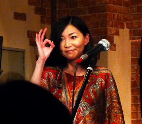 2015年、「第1回目のカラフルライブ@ZOE」のライブレポ♪_e0188087_15215775.jpg