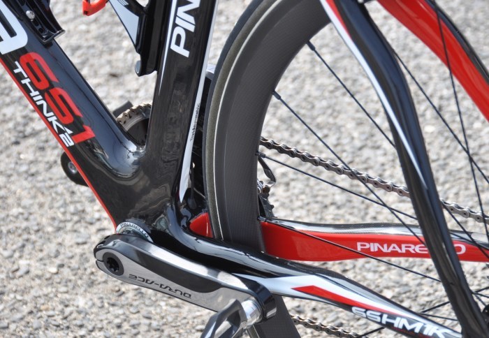 稀代の名車　PINARELLO  DOGMA65.1_b0246207_21063265.jpg