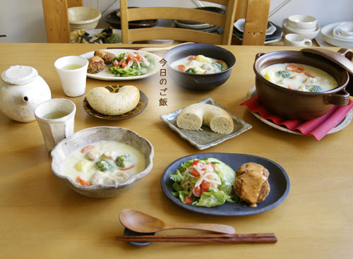 ホクホクが美味しい クリームシチュー しあわせを食卓にならべて ギャラリー チョイス のスタッフ日誌 ホクホクが美味しい クリームシチュー しあわせを食卓にならべて ギャラリー チョイス のスタッフ日誌