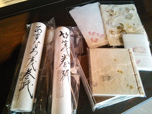能登仁行和紙の里_f0233340_1455059.jpg