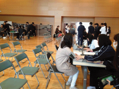 e0145364_2022756.gif