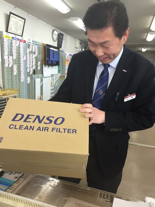 3月25日山本が送りますTOMMYの1日 ランクル アルファード ハマー_b0127002_19315882.jpg