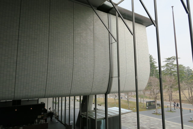 a0210108_1281478.jpg