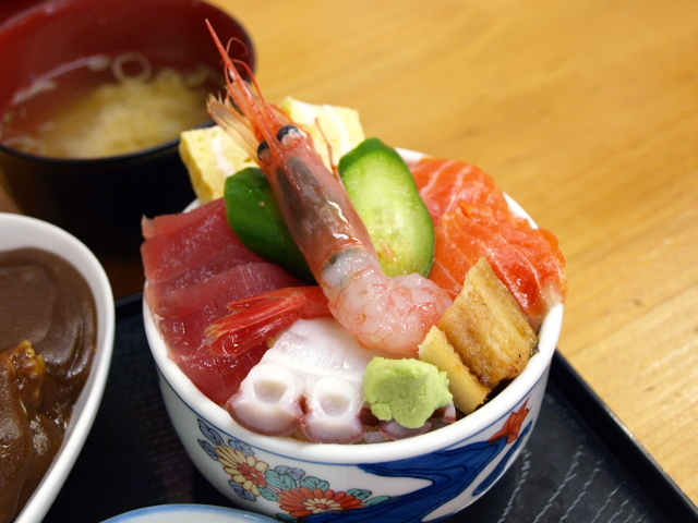 喰い処　弐七（にいなな）　その９（弐七丼ハーフ＆ホッキカレーハーフ）_d0153062_93362.jpg