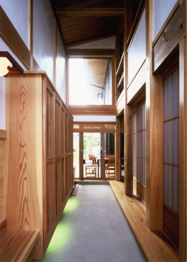 間口５ ４ｍ 三間の間取り 中庭を内部につくると風が通る Tsekkei しぞーか 静岡市の木組みの家