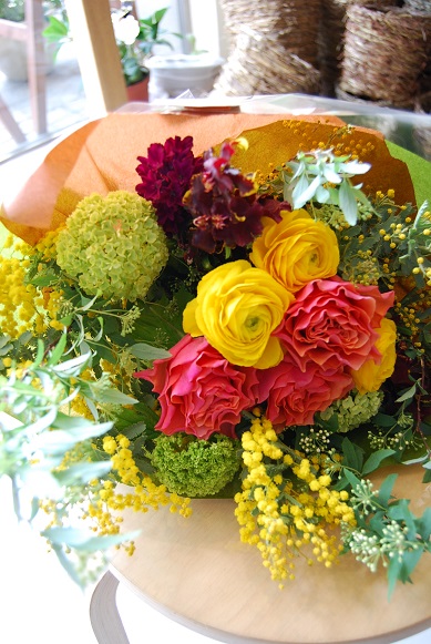 お祝い、送別、卒業の花束。_a0201358_1813949.jpg