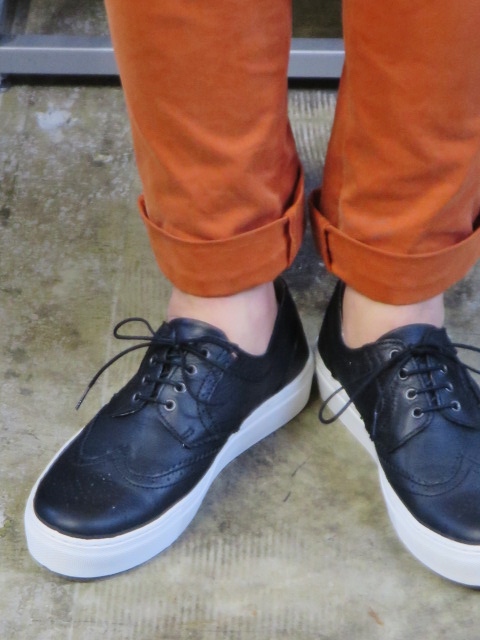 RTM ・・・ BROGUE LEATHER SNEAKER!★! 大人のスニーカーです(^^♪_d0152280_19561699.jpg