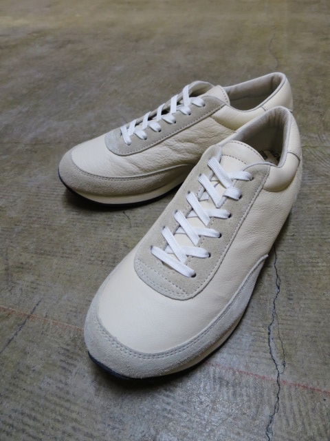 RTM ・・・ BROGUE LEATHER SNEAKER!★! 大人のスニーカーです(^^♪_d0152280_2033063.jpg