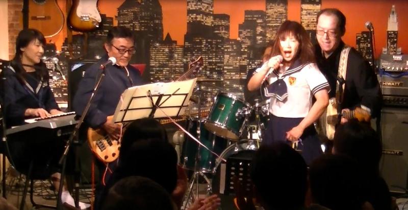 2015年、「第1回目のカラフルライブ@ZOE」のライブレポ♪_e0188087_1154555.jpg