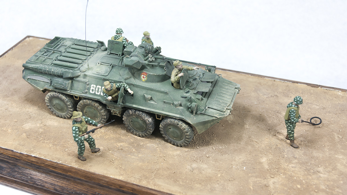 Zvezda 1/35 BTR-80a  Afghan War Diorama _a0055093_19303620.jpg