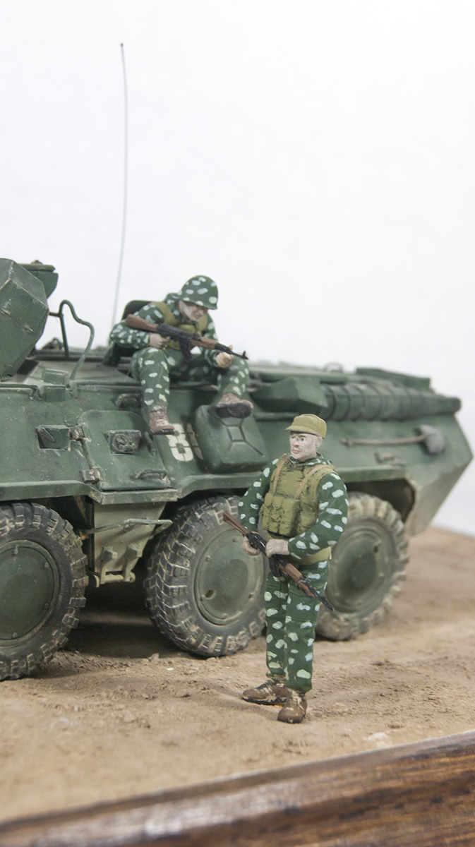 Zvezda 1/35 BTR-80a  Afghan War Diorama _a0055093_19355794.jpg