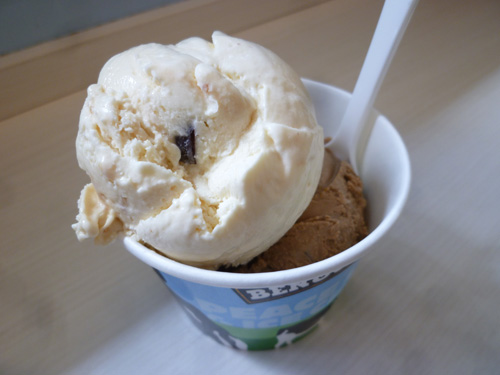 【閉店】Ben & Jerry\'s (ベン&ジェリーズ) 表参道ヒルズ店_c0152767_2222969.jpg