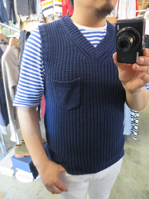 今時期に・・・これからの時期も・・・Cotton KNIT V-NECK VEST By Kato_d0152280_2275491.jpg