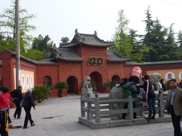 55．洛陽白馬寺　　　中国最初の仏教寺院_e0309314_19020577.jpg