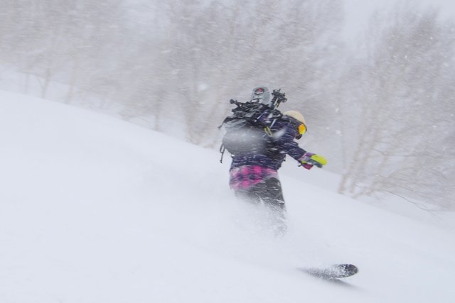 【滑走レポ　2015.3.24】 3月下旬の大雪　1ロマ運行だけど楽しんじゃいます！＠かぐら_e0037849_17594029.jpg