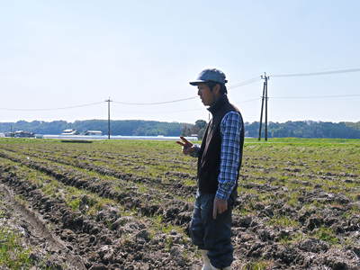 七城米 長尾農園 「天地返し」で深くまで強い根をはる田んぼ作り!_a0254656_19413872.jpg