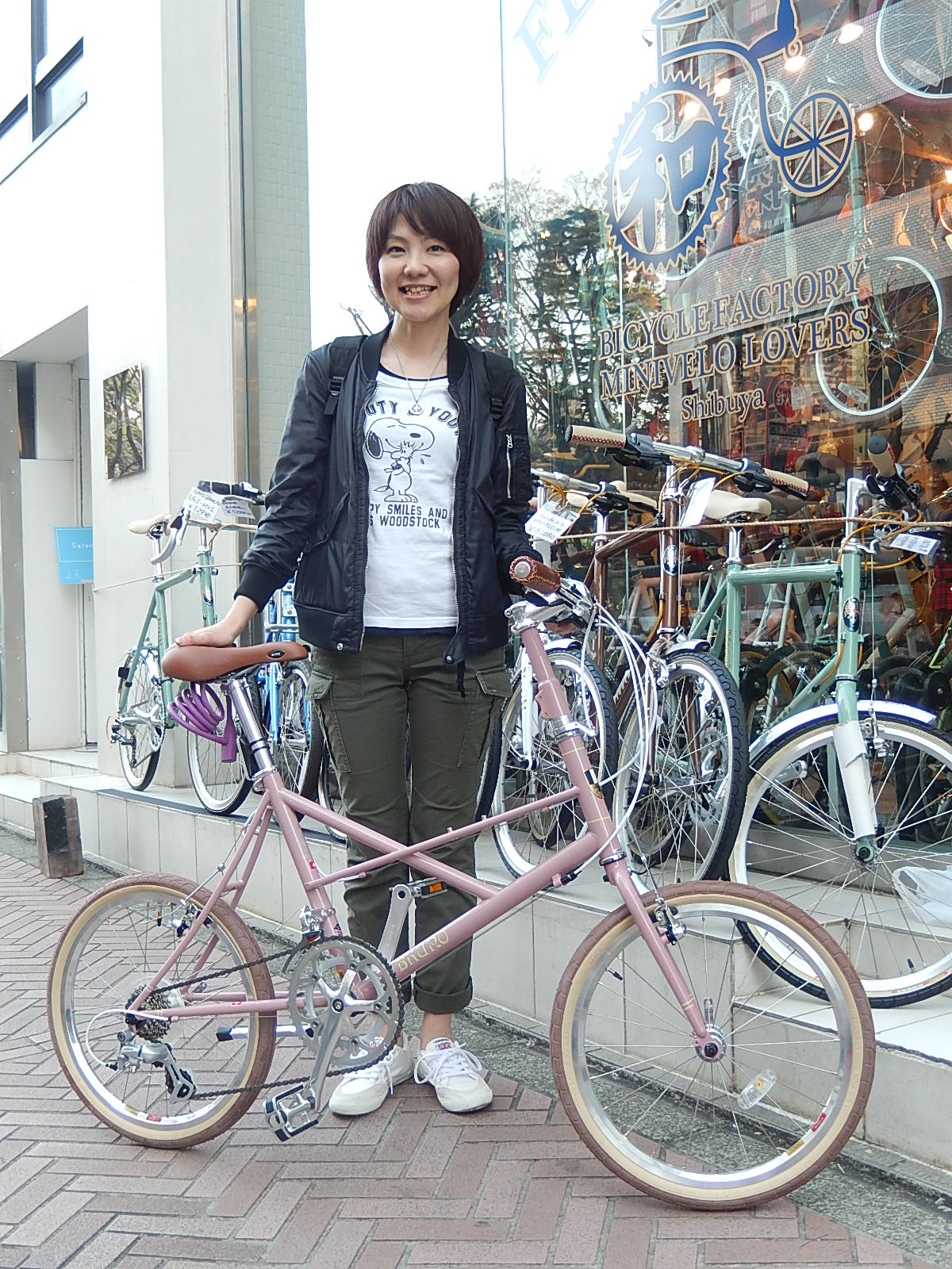 3月29日 渋谷 原宿 の自転車屋 FLAME bike前です_e0188759_13171024.jpg
