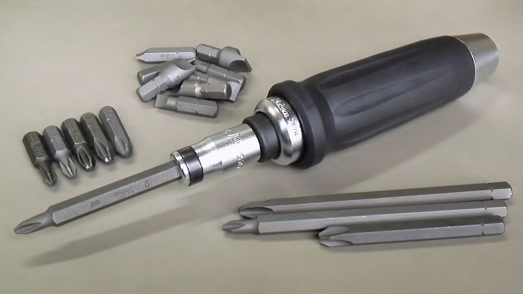 アタックドライバーをあまり使わなくなった Hand Tool Addiction アタックドライバーをあまり使わなくなった Hand Tool Addiction