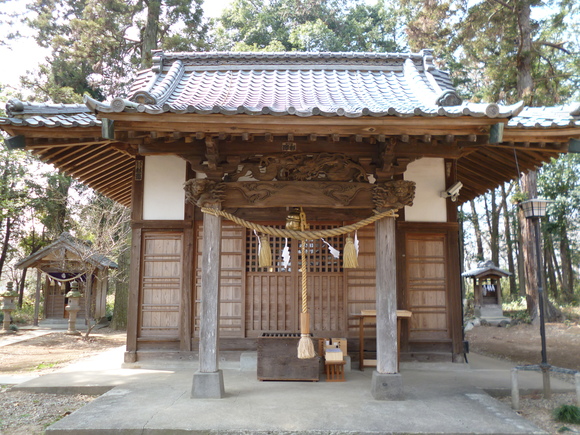 大寄諏訪神社　本庄市_b0307545_0334190.jpg