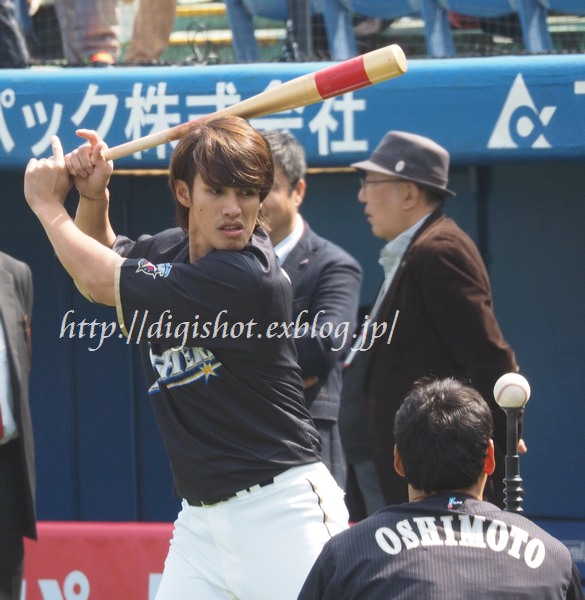 押本さん 中田翔 陽岱剛 西川選手ほか日本ハム関連フォト 神宮3 22 Out Of Focus Baseballﾌｫﾄﾌﾞﾛｸﾞ 19年終了