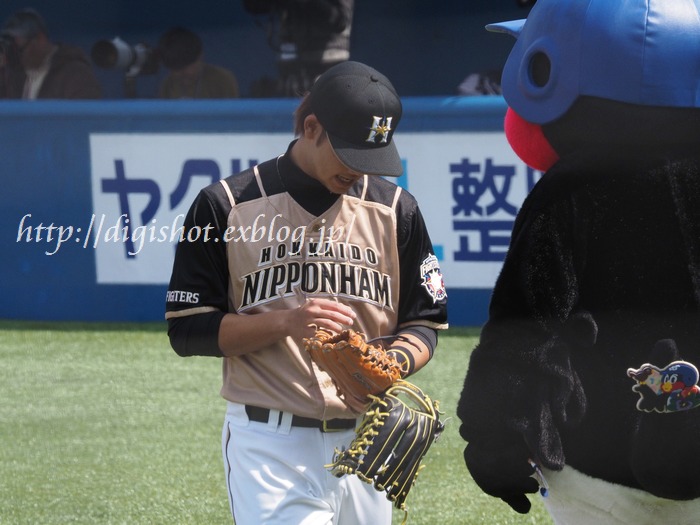 日本ハムファイターズ 谷口･近藤･杉谷･浦野選手ほかフォト@神宮3/22_e0222575_931342.jpg