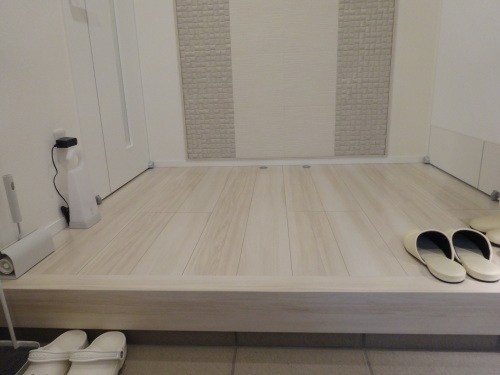 洗濯しない服の一時置き場 My Diary ねこと一緒