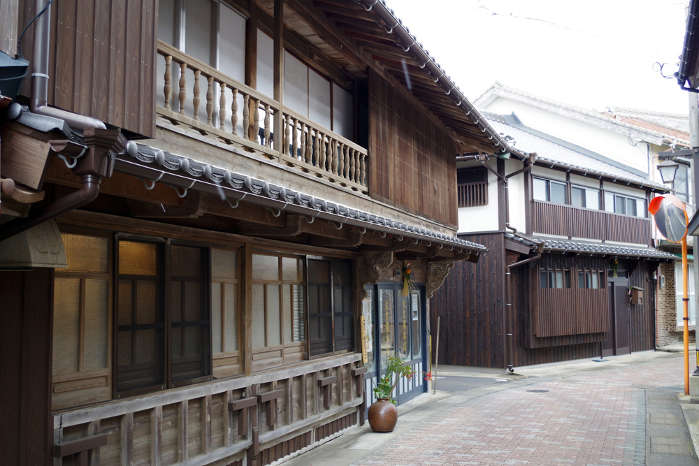景観と話題性とのバランス_f0130879_23283178.jpg