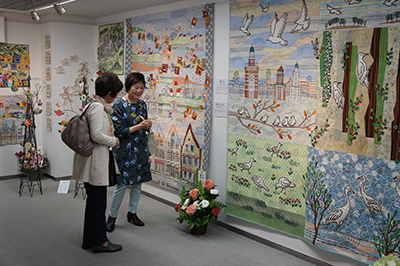 沢田淳子パッチワークキルト展が開催中です。_f0171840_10053573.jpg